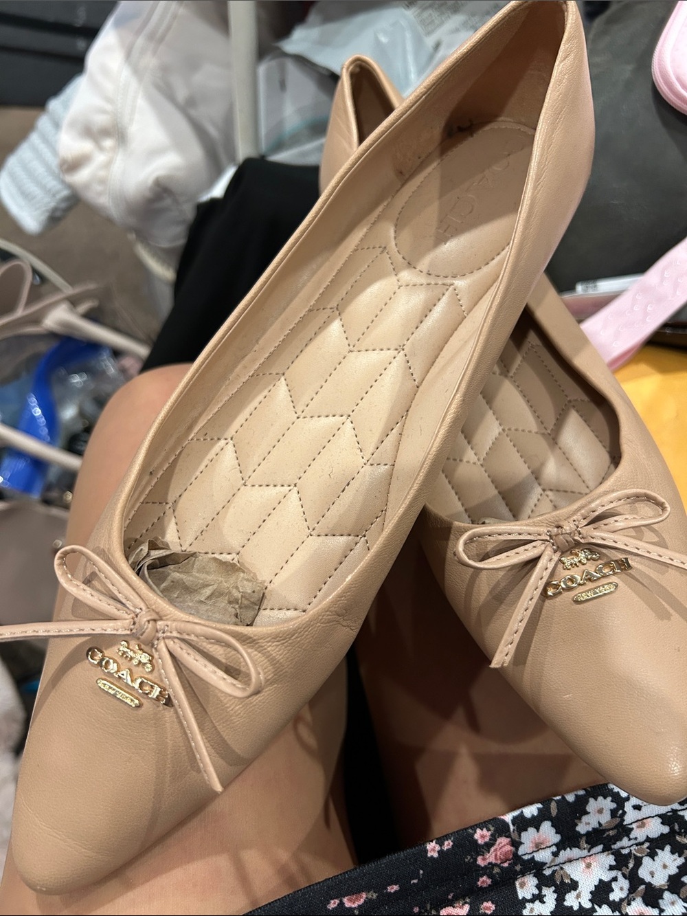 Coach Nude Leather Ballet Flats with Bow and Gold Logo - Picture 4 of 4